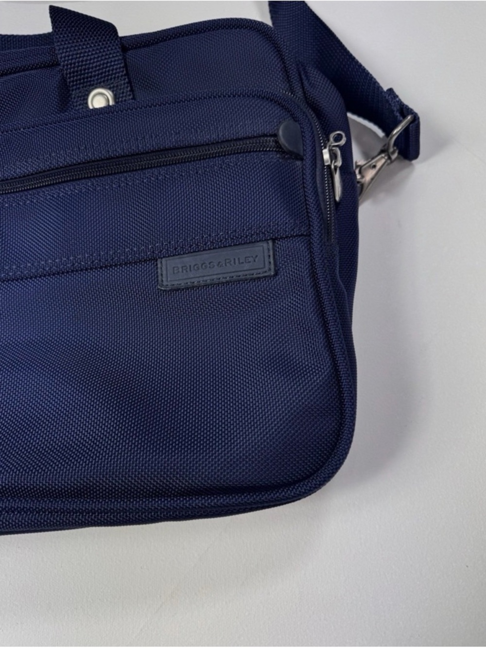Briggs & Riley Baseline Cabin Bag | Navy | USA Designed - Picture 2 of 10
